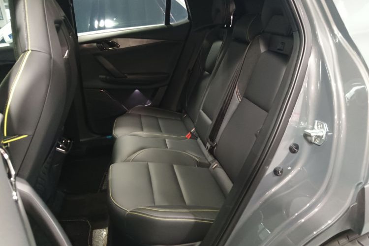 领克06 2023款 Remix 1.5T 劲Halo中控内饰21