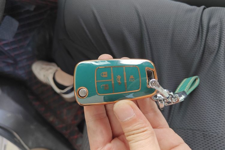 别克 君威 2015款 1.6T 领先技术型中控内饰11