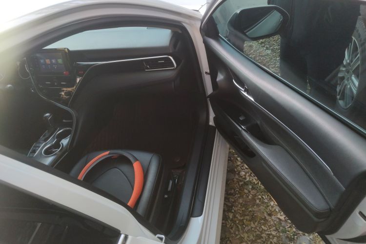 丰田 凯美瑞 2021款 双擎 2.5HGVP 领先版局部细节9005