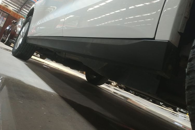 哈弗M6 2018款 改款 1.5T DCT两驱精英型机舱底盘30