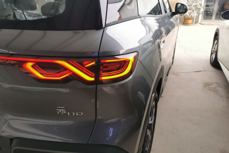 比亚迪 元UP 2025款 301KM 领航型车身外观6006