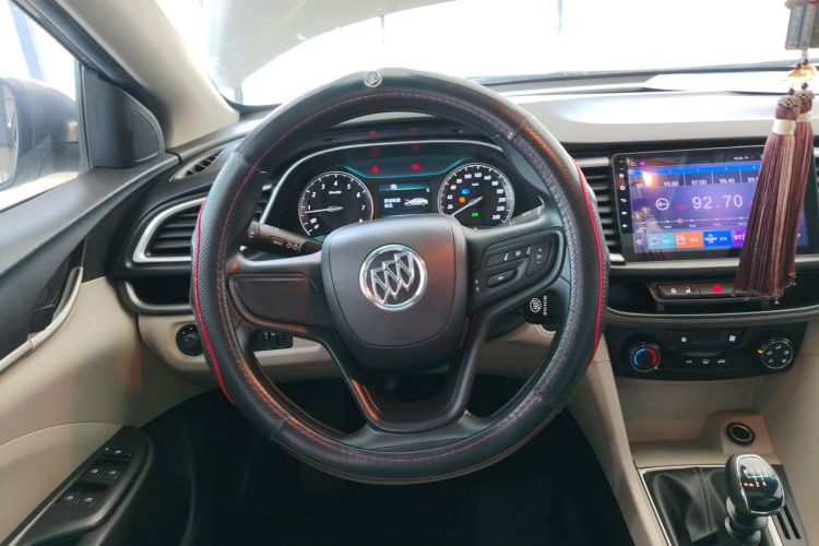 别克 英朗 2017款 15N 手动精英型中控内饰13