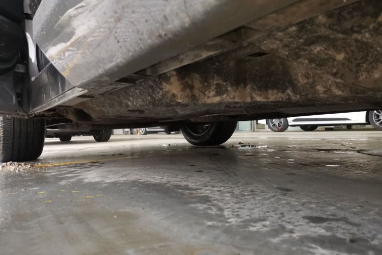 福特 2025款 锐界L 2.0T EcoBoost E混动四驱七座至尊型局部细节9002