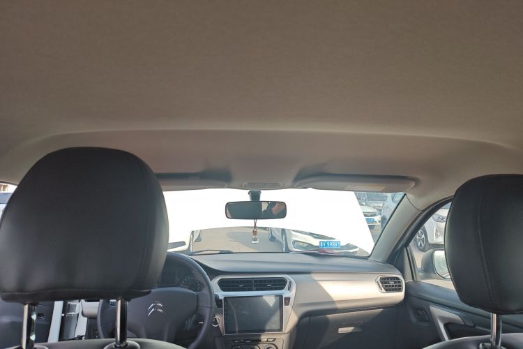 雪铁龙 爱丽舍 2017款 1.6L 手动时尚型中控内饰22