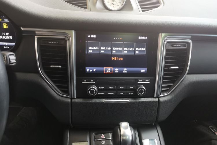 保时捷 2017款  Macan 2.0T中控内饰16