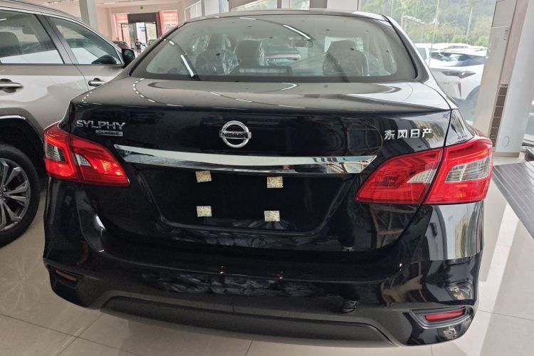 日产 轩逸 2024款 改款三 经典 1.6XE CVT舒适版车身外观6004