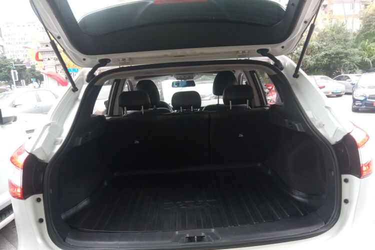 日产 逍客 2017款 2.0L CVT豪华版 国V局部细节23