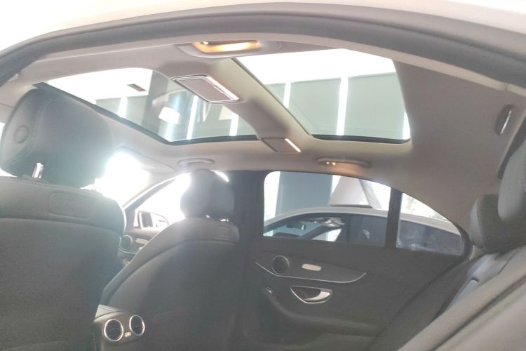 奔驰C级 2017款 改款 C 200 L 运动版中控内饰22