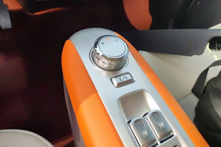 长安启源 长安Lumin 2024款 301km 橙风版中控内饰18