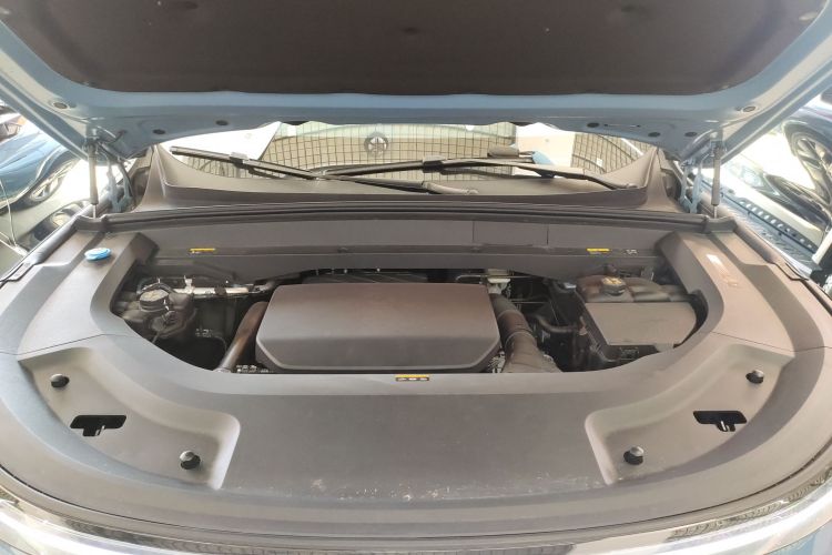 理想汽车 理想L9 2022款 Max机舱底盘24
