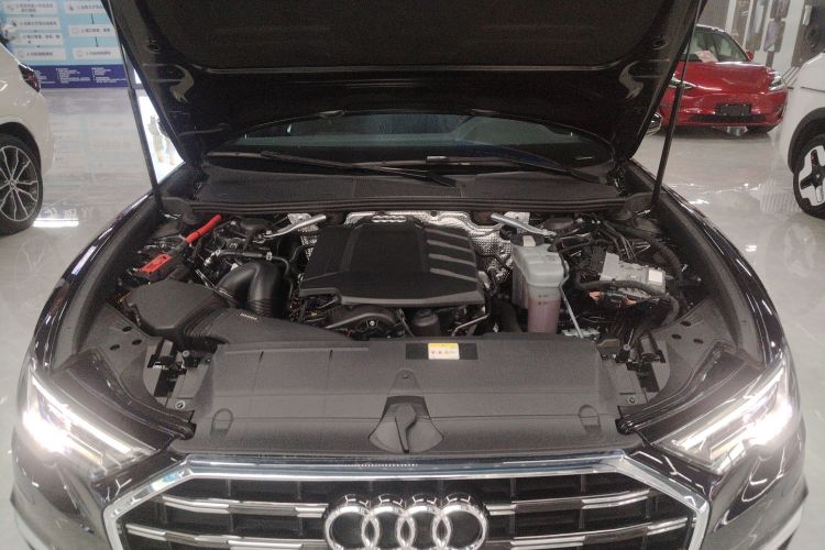 奥迪A6L 2023款 40 TFSI 豪华动感型机舱底盘24