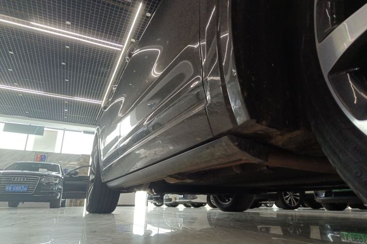 理想汽车 理想ONE 2021款 增程6座版局部细节9001