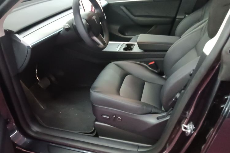 特斯拉 Model Y 2024款 后轮驱动版局部细节19