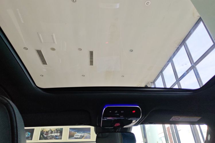 奔驰C级 2023款 改款二 C 260 L 运动版局部细节22