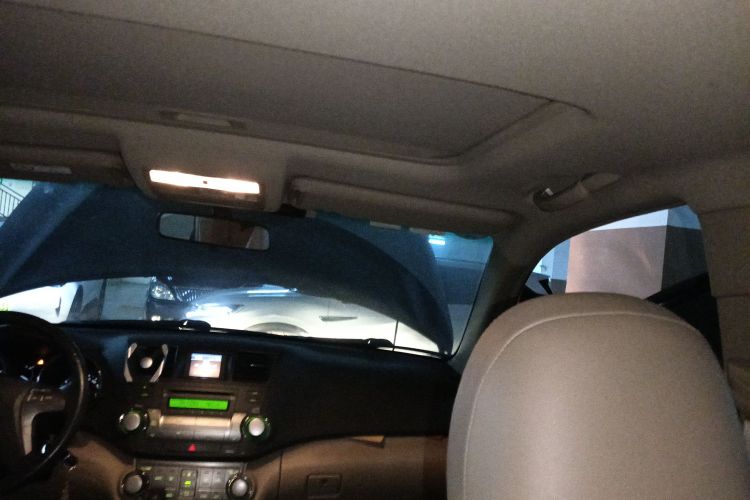丰田 汉兰达 2009款 2.7L 两驱7座豪华版局部细节22