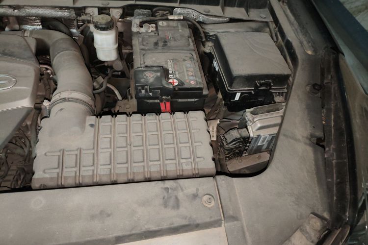 广汽传祺 传祺GS8 2017款 320T 两驱豪华智联版（七座）局部细节9007