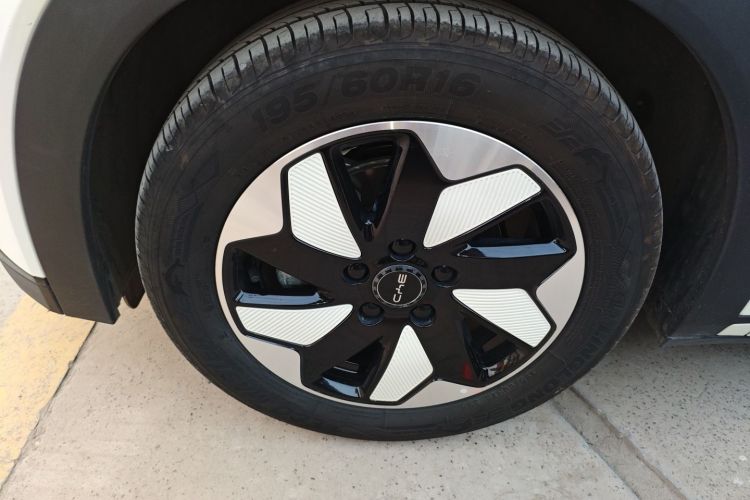 比亚迪 海豚 2025款 420km 自由版车身外观6007