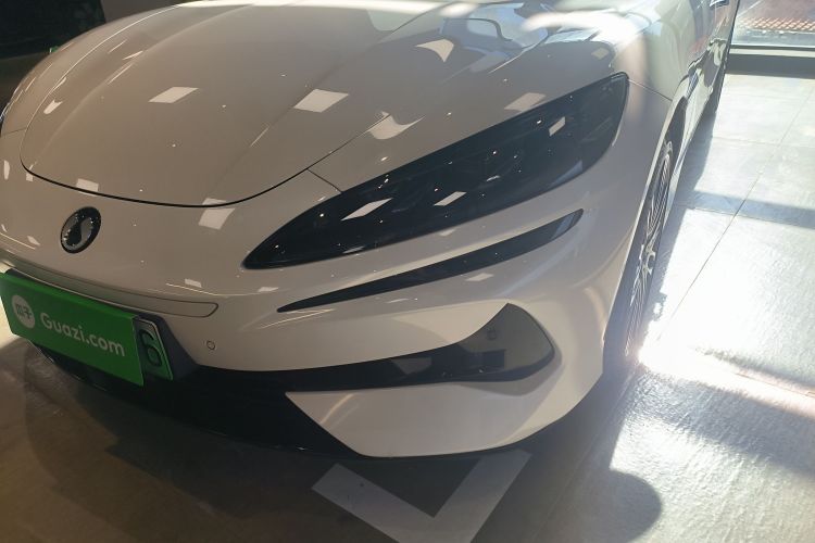 腾势Z9GT 2024款 1100四驱Ultra版局部细节36