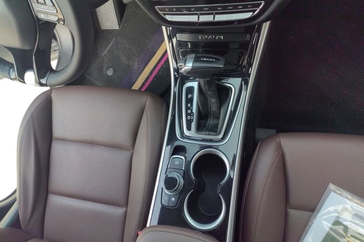 君马汽车 君马MEET 3(美图3) 2018款 1.5T CVT豪华型局部细节18