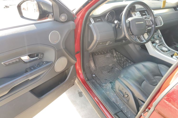 路虎 揽胜极光 2015款 2.0T 五门智耀版中控内饰7003