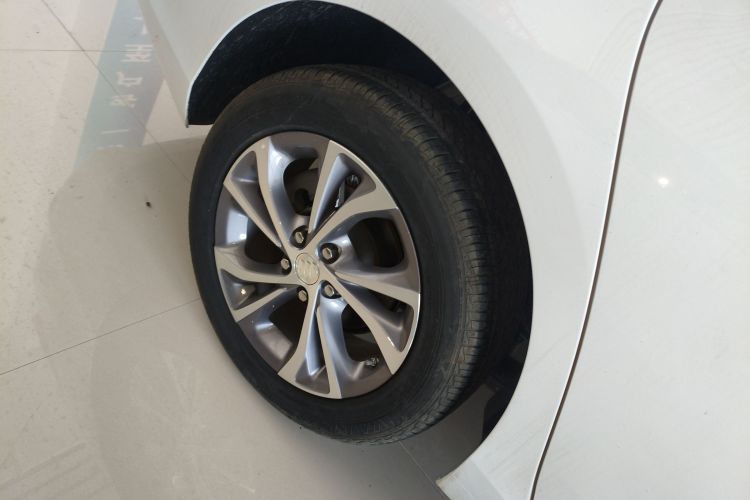 别克 威朗 2023款 Pro 乐享版车身外观6008