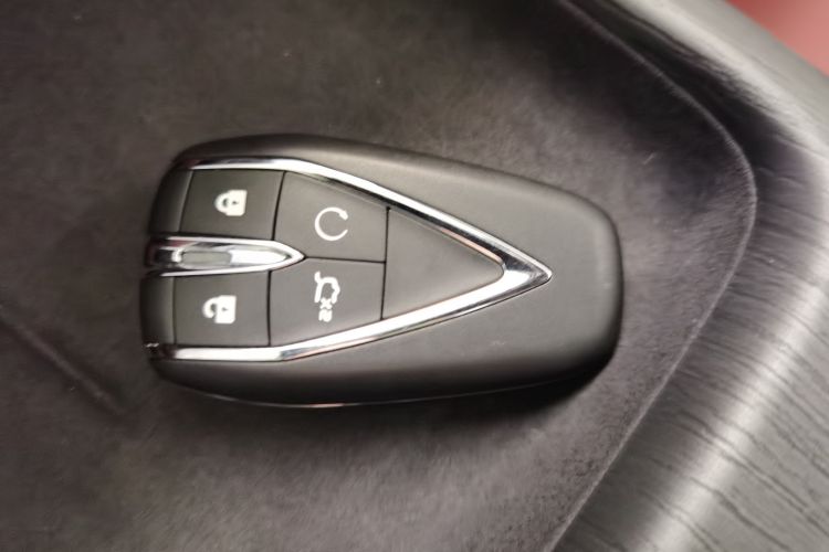 长安CS75 PLUS 2025款 第四代 UItra 2.0T 新蓝鲸 智慧劲擎型中控内饰7001