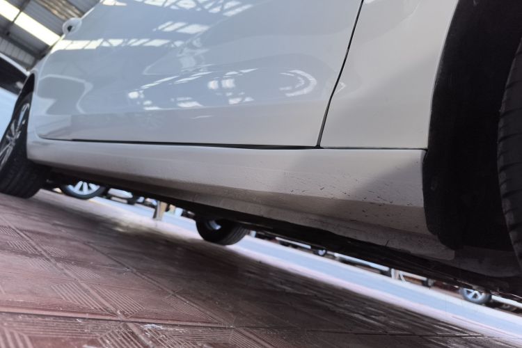 福特 福睿斯 2021款 1.5L 自动钻石版局部细节9001