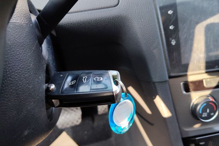 大众 高尔夫 2016款 1.6L 自动舒适型中控内饰11