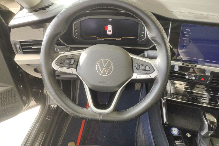 大众 帕萨特 2022款 330TSI 精英版 定制版中控内饰13