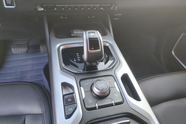 吉利汽车 豪越 2020款 1.8TD DCT豪华型 7座局部细节18