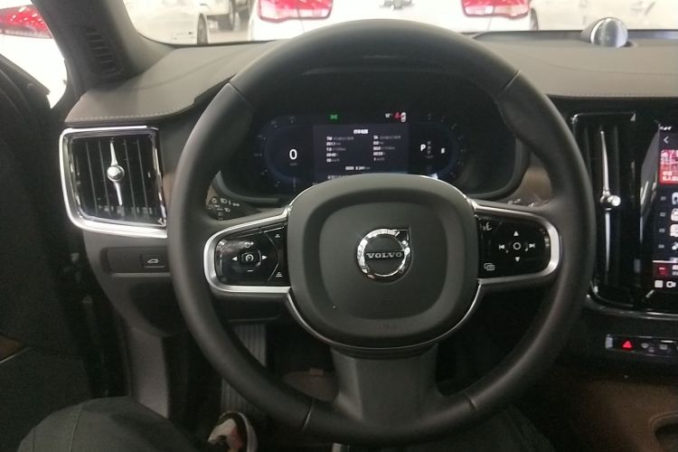 沃尔沃S90 2025款 B5 智雅豪华版中控内饰13