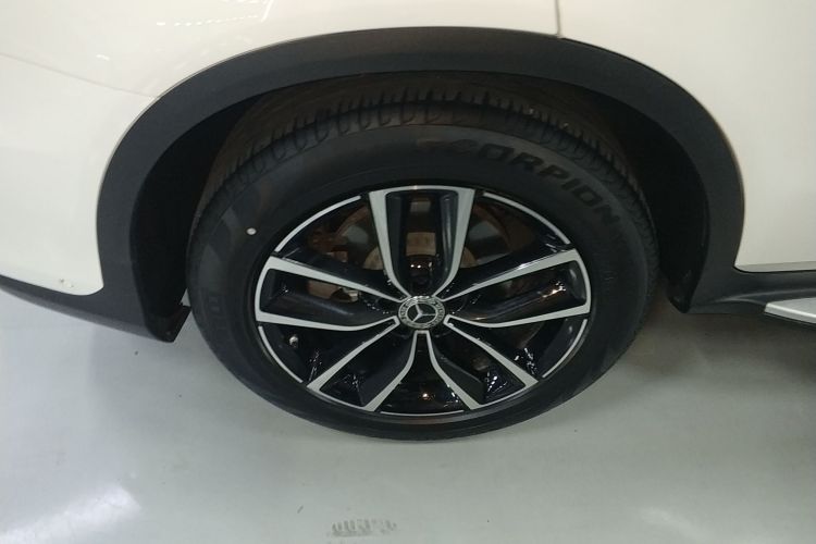 奔驰GLC 2020款 GLC 300 L 4MATIC 动感型车身外观6008