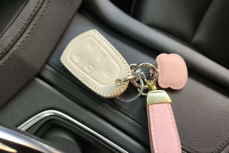 凯迪拉克XT5 2021款 2.0T 四驱豪华型中控内饰11