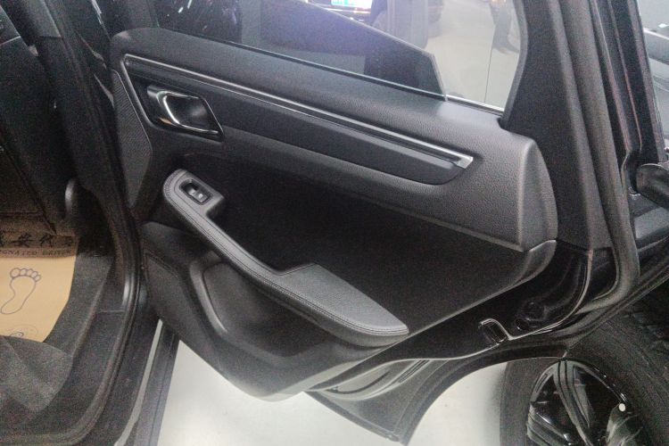 保时捷 2021款 Macan 2.0T中控内饰45