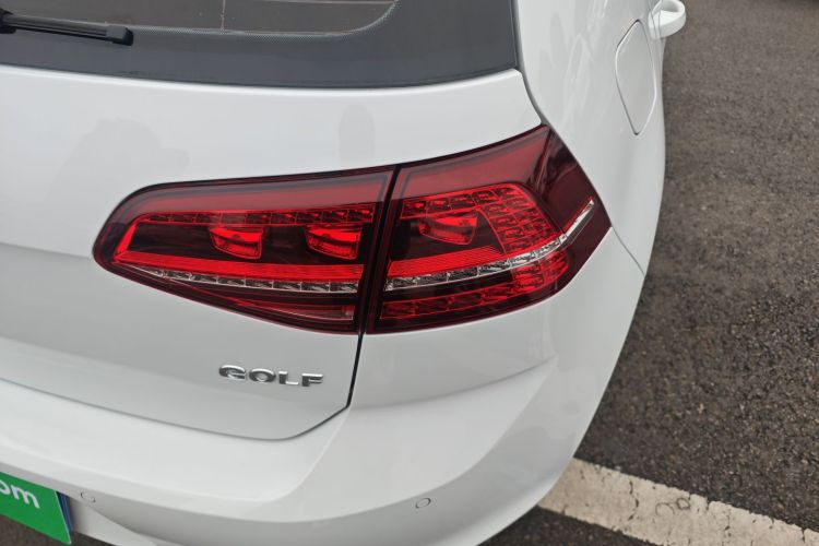 大众 高尔夫 2017款 1.6L 自动舒适百万辆纪念版车身外观9