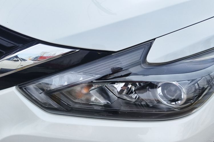 日产 天籁 2016款 2.0L XL舒适版局部细节36