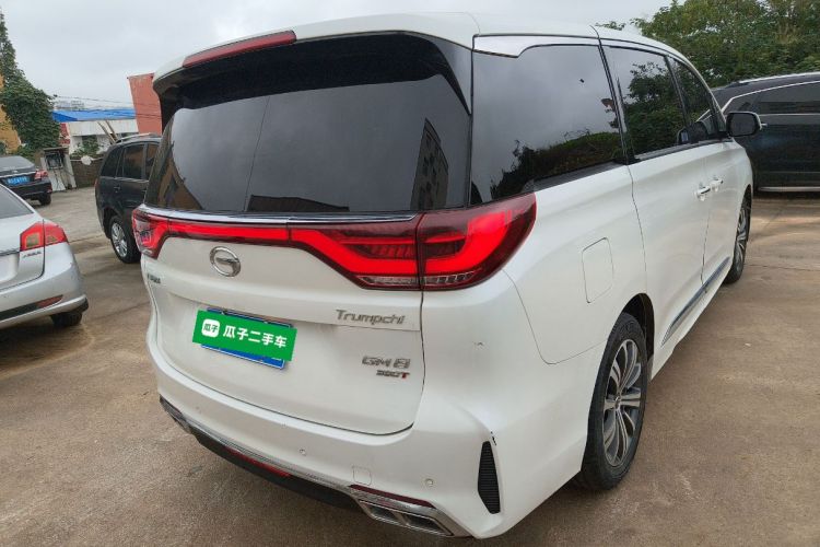 广汽传祺 传祺M8 2020款 领航款 390T 尊贵版车身外观6005