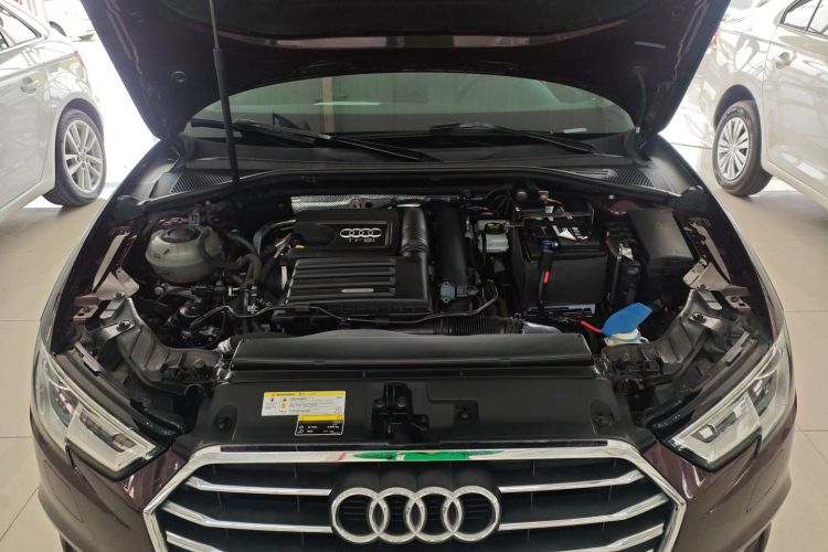 奥迪A3 2020款 改款 Limousine 35 TFSI 进取型 国VI机舱底盘24