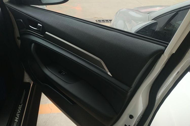 哈弗H6 2021款 运动版 1.5T 自动精英智联型 六边形格栅中控内饰42