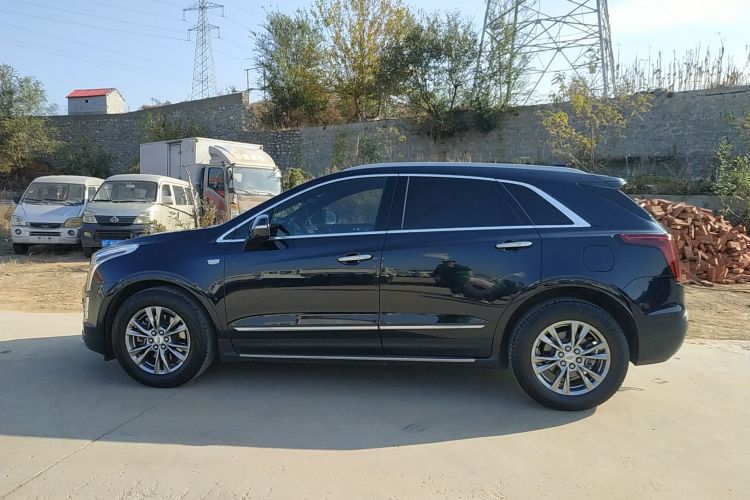 凯迪拉克XT5 2020款 28T 豪华型车身外观4