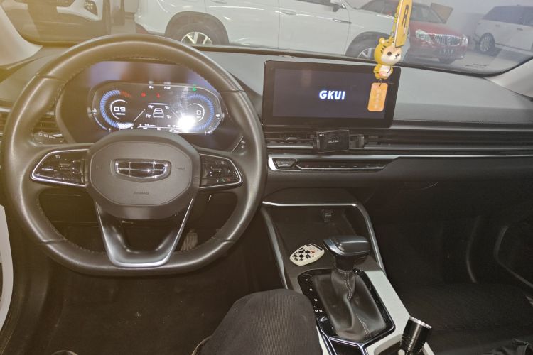 吉利汽车 帝豪 2022款 第4代 1.5L CVT尊贵型中控内饰7002