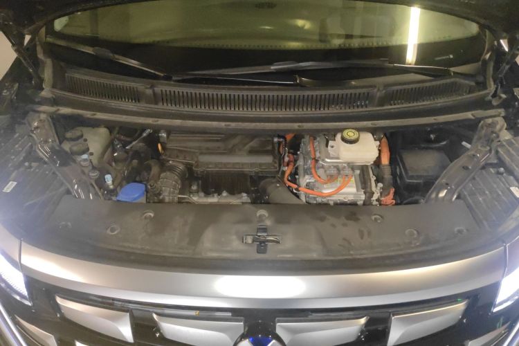 腾势D9 2022款 DM-i 970 四驱旗舰型局部细节24