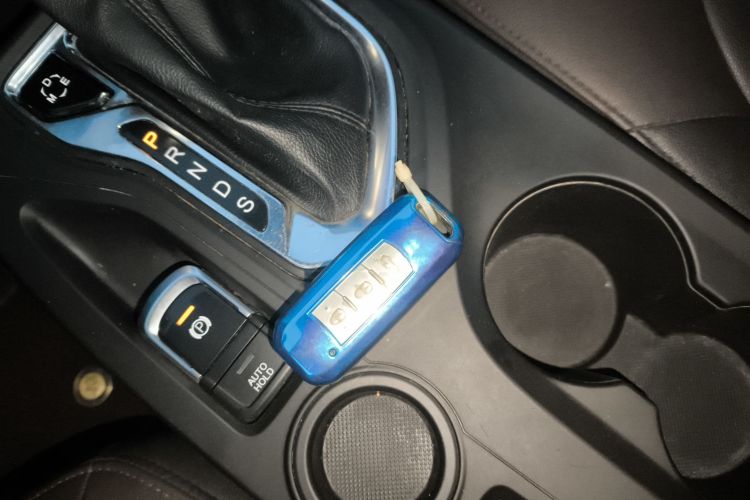 广汽传祺 传祺GS4 2017款 235T 自动两驱精英版中控内饰11