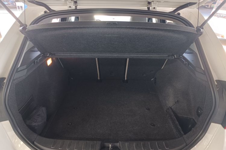 宝马X1 2013款 sDrive18i 运动设计套装局部细节23