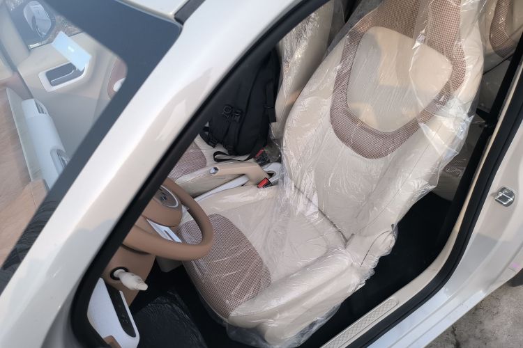 五菱汽车 宏光MINIEV 2024款 第三代 215km 青春版中控内饰19