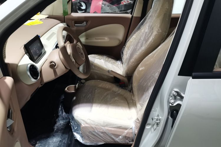 五菱汽车 宏光MINIEV 2025款 四门版 进阶款中控内饰19