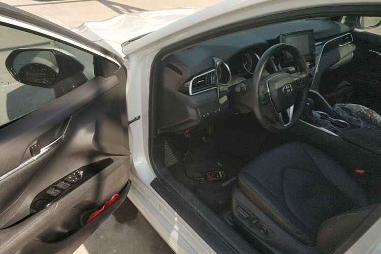 丰田 凯美瑞 2021款 双擎 2.5HGVP 领先版中控内饰20