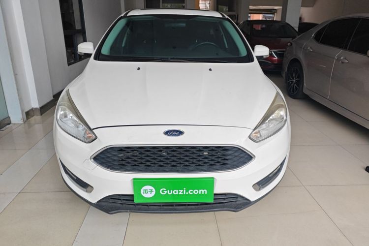 福特 福克斯 2017款 两厢 1.6L 自动风尚型智行版车身外观6001