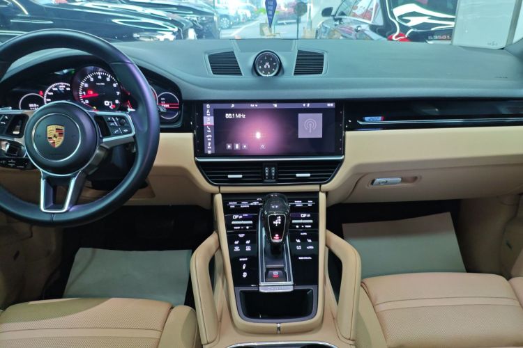 保时捷 2018款 Cayenne 3.0T中控内饰16