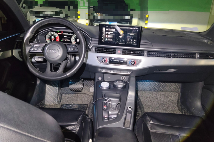 奥迪A4L 2020款 40 TFSI 豪华动感型中控内饰7002
